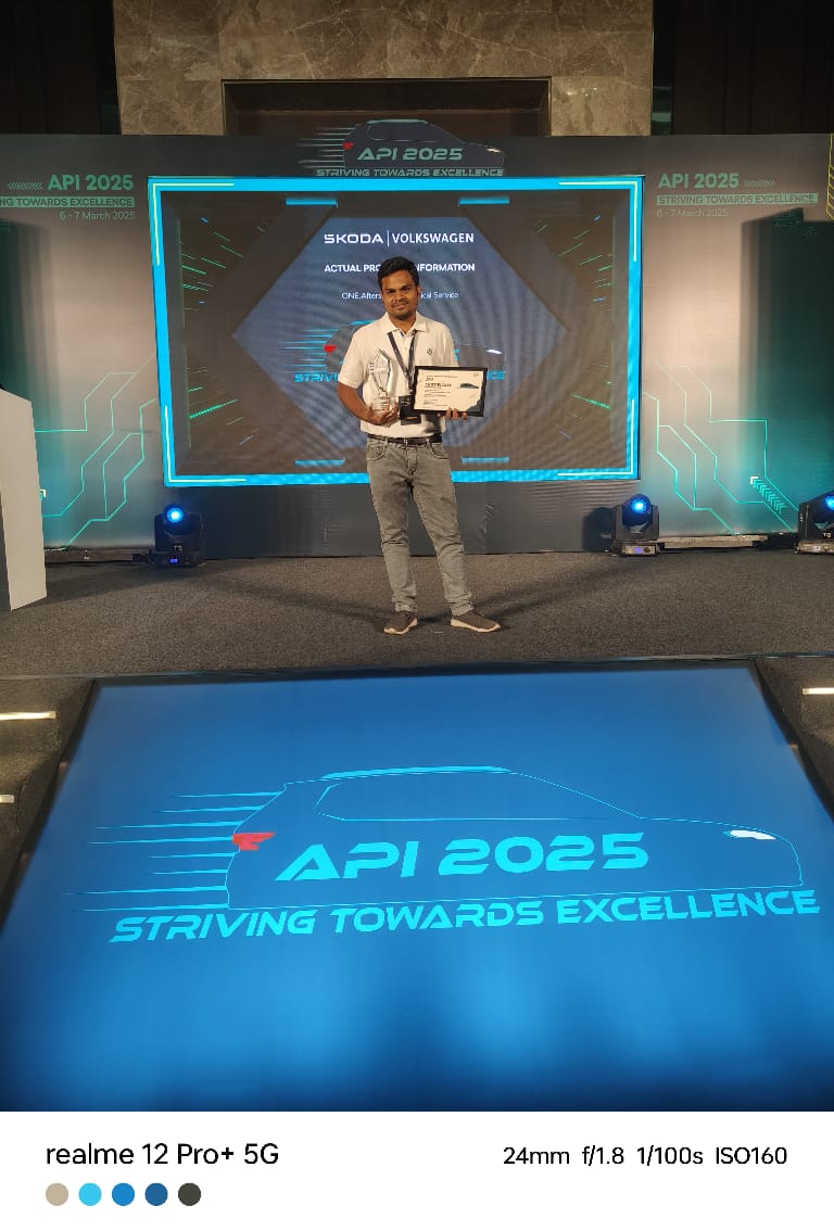 Technician recognised at API 2025 Škoda Volkswagen event